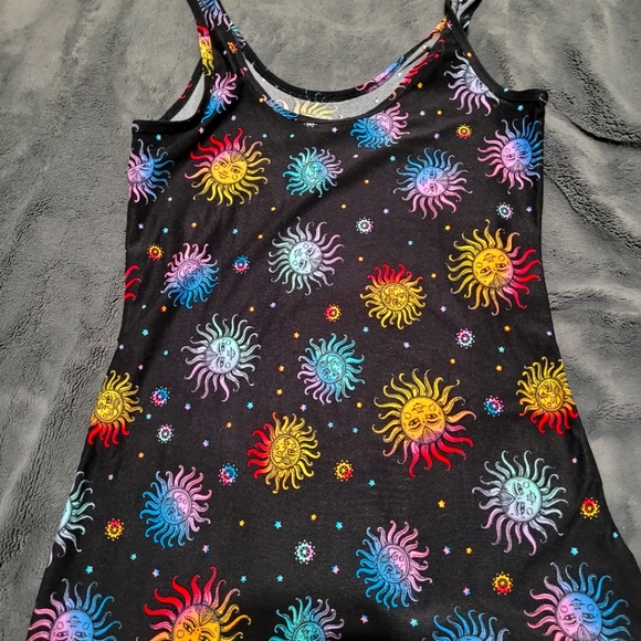 Women's M No Boundaries tank top - Picture 1 of 2